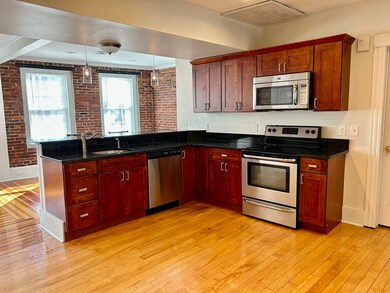 214 Derby St unit 2L, Salem, MA 01970 - photo 5