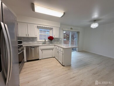 96 Wick Dr, Fords, NJ 08863 - photo 4