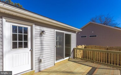 173 Brooks Dr, Colonial Beach, VA 22443 - photo 5