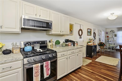 153 Fish Rd unit 4, Tiverton, RI 02878 - photo 7