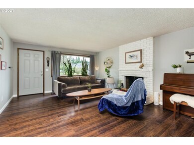 1304 Sherri Ct, West Linn, OR 97068 - photo 3
