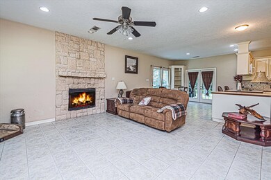 7 Magnolia Dr, Huntsville, TX 77340 - photo 7