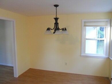 21 Bumble Bee Cir unit 21, Shrewsbury, MA 01545 - photo 4