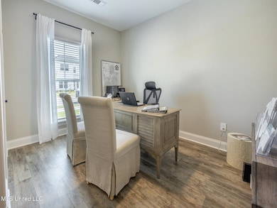 GLF_ElliottHomes_Decatur_E223_Bed2
