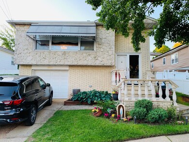 922 Bard Ave, Staten Island, NY 10301 - photo 3