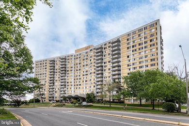 The Fountains unit 1508, Alexandria, VA 22312 - photo 2