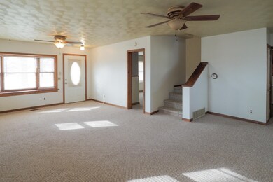 16524 Moorepark-104