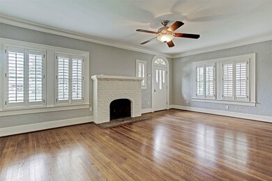 836 W Temple St, Houston, TX 77009 - photo 5