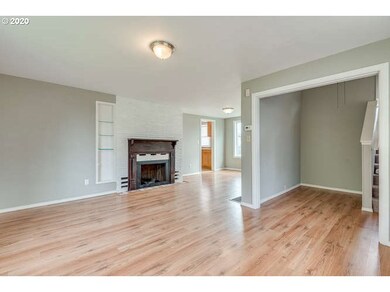 481 S Pine St, Canby, OR 97013 - photo 4