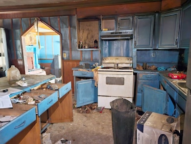 614 W Mercer Ave, Albany, GA 31701 - photo 3