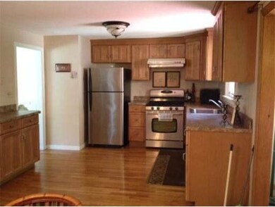 92 Bumble Bee Cir, Shrewsbury, MA 01545 - photo 3