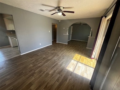 1471 Cool Spring Dr, Houston, TX 77088 - photo 3