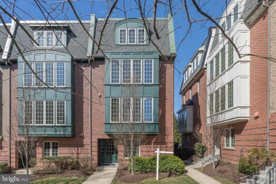 9678 Cedar Farm Cir, Fairfax, VA 22031 - photo 3