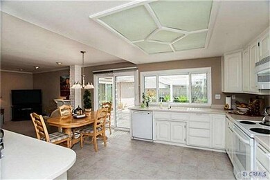 UPDATED EAT-IN KITCHEN W/ABUNDANT STORAGE, CORIAN 