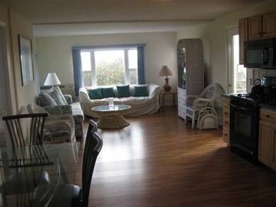 288 N End Blvd unit 2, Salisbury, MA 01952 - photo 4