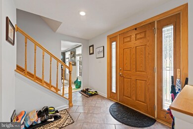 8844 Creekside Way, Springfield, VA 22153 - photo 7