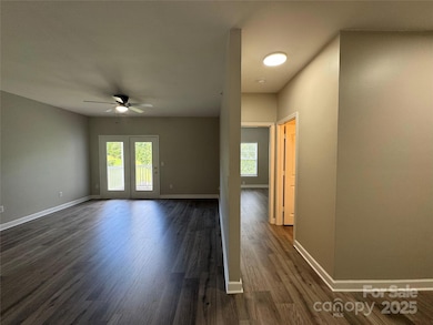 10676 Hill Point Ct unit 10676, Charlotte, NC 28262 - photo 5