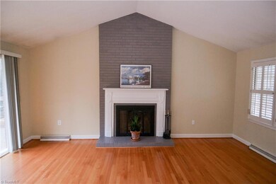 1108 Forest Park Dr, Statesville, NC 28677 - photo 4