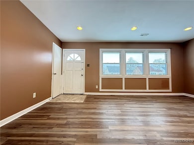 52 Carol Ln, Grand Island, NY 14072 - photo 2