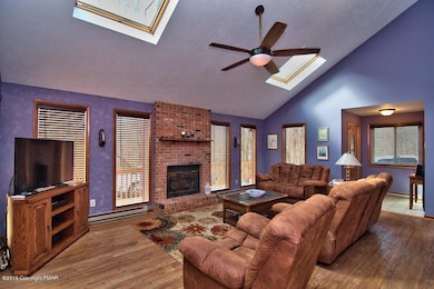 148 Laurel Ln, Blakeslee, PA 18610 - photo 4