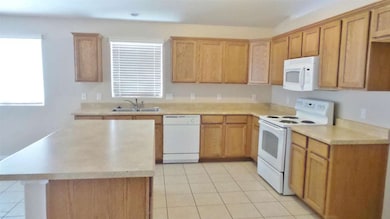 2382 Greenbriar Kitchen