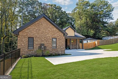 717 Caribbean Dr, Forest Park, GA 30297 - photo 2