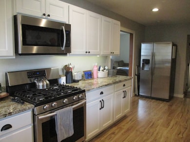 306 W 3rd St, Gordon, NE 69343 - photo 4