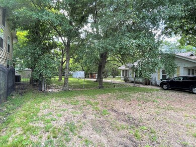 8314 Findlay St, Houston, TX 77017 - photo 3