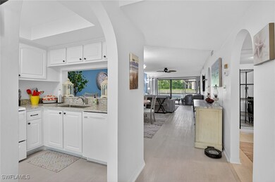 705 Augusta Blvd unit 705-4, Naples, FL 34113 - photo 4