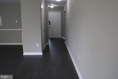 11375 Laurelwalk Dr, Laurel, MD 20708 - photo 6