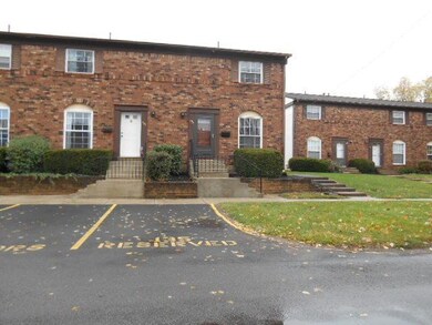 135 Tarryton Ct E, Columbus, OH 43228 - photo 2