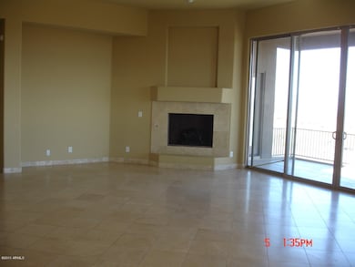 Great Room w/fireplace