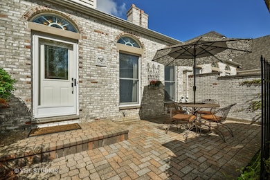 Front entry courtyard!