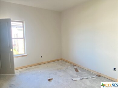 407 Juniper Dr, Troy, TX 76579 - photo 5