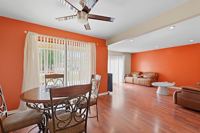 18638 Golfview Dr, Hazel Crest, IL 60429 - photo 6