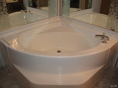 4629 Indian Creek Rd, Macungie, PA 18062 - photo 6