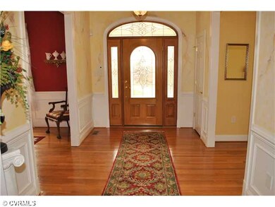 Foyer - Your guests will be welcomed into this gra