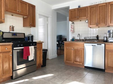106 Pine St unit 3, Cambridge, MA 02139 - photo 4