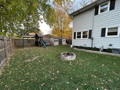 540 Shawnee Dr, Lowell, IN 46356 - photo 7