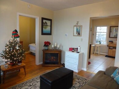 722 E 6th St unit 3L, Boston, MA 02127 - photo 4