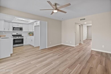 1808 W Rose Ln, Phoenix, AZ 85015 - photo 7