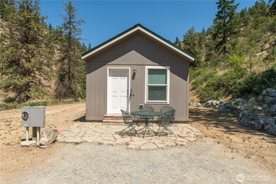968 Cagle Gulch Rd, Chelan, WA 98816 - photo 3