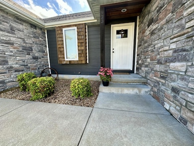 4918D979-0D60-4F30-A370-4F2E9D281201_1_2