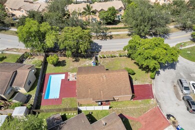 2400 SW 87th Terrace, Miramar, FL 33025 - photo 2