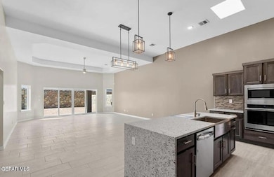 13248 Nacho Alvarado Ct, Clint, TX 79836 - photo 4