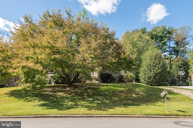 1112 Gainsboro Rd, Bala Cynwyd, PA 19004 - photo 2