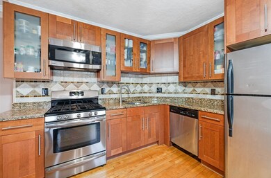 69 Orange St unit 2, Waltham, MA 02453 - photo 5