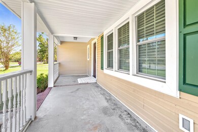 623 Dennis Rd, Jacksonville, NC 28546 - photo 2