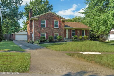 3006 S Melrose Dr, Louisville, KY 40299 - photo 2