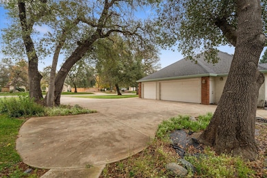 6684 Riata Dr, Redding, CA 96002 - photo 5